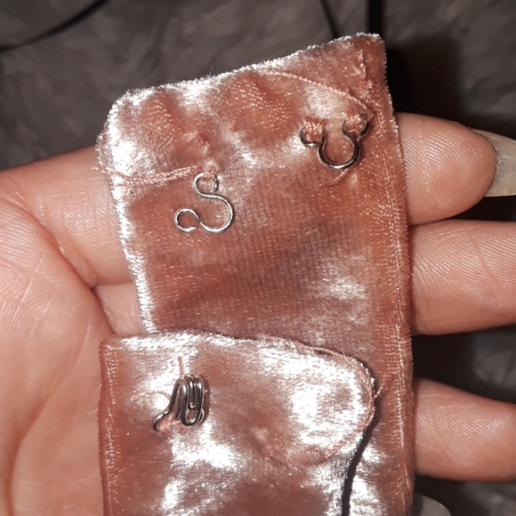 Velvet bodysuit - Picture 7 of 8